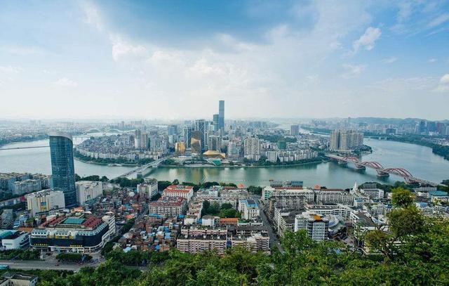 广西梧州最新动态，城市变迁中的学习自信与成就感